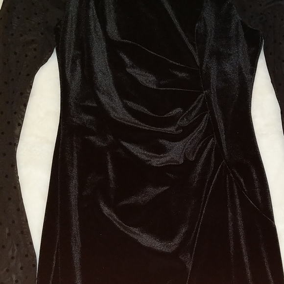 Velvet midi dress - Picture 2 of 2